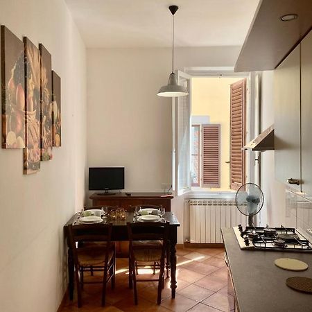 Nice & Roomy Apartment Behind The Uffizi Museum Флоренція Екстер'єр фото